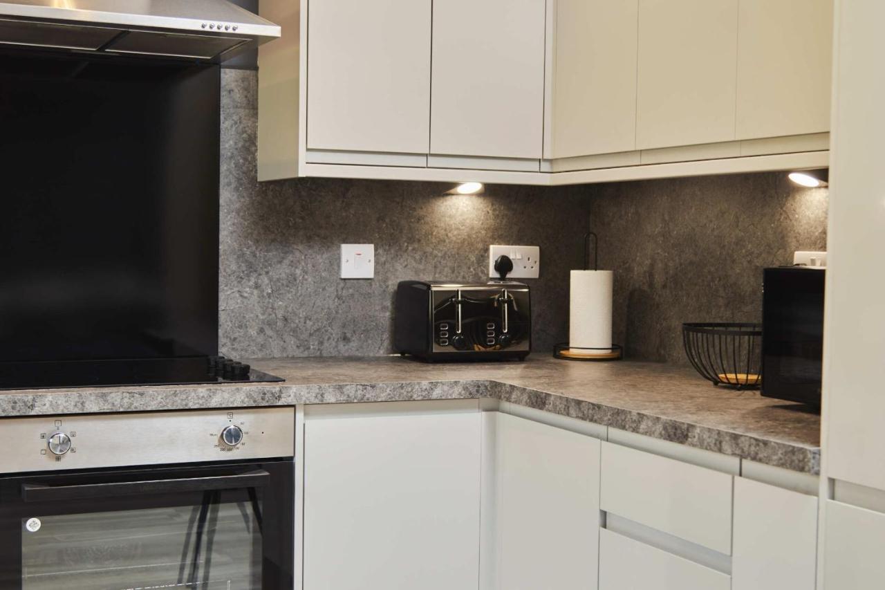 Homebird Property - Ash Tree House Leeds  Eksteriør bilde
